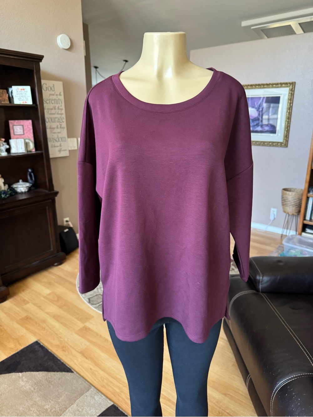 Cable & Gauge plum very soft 3/4 sleeves knit top-size XL